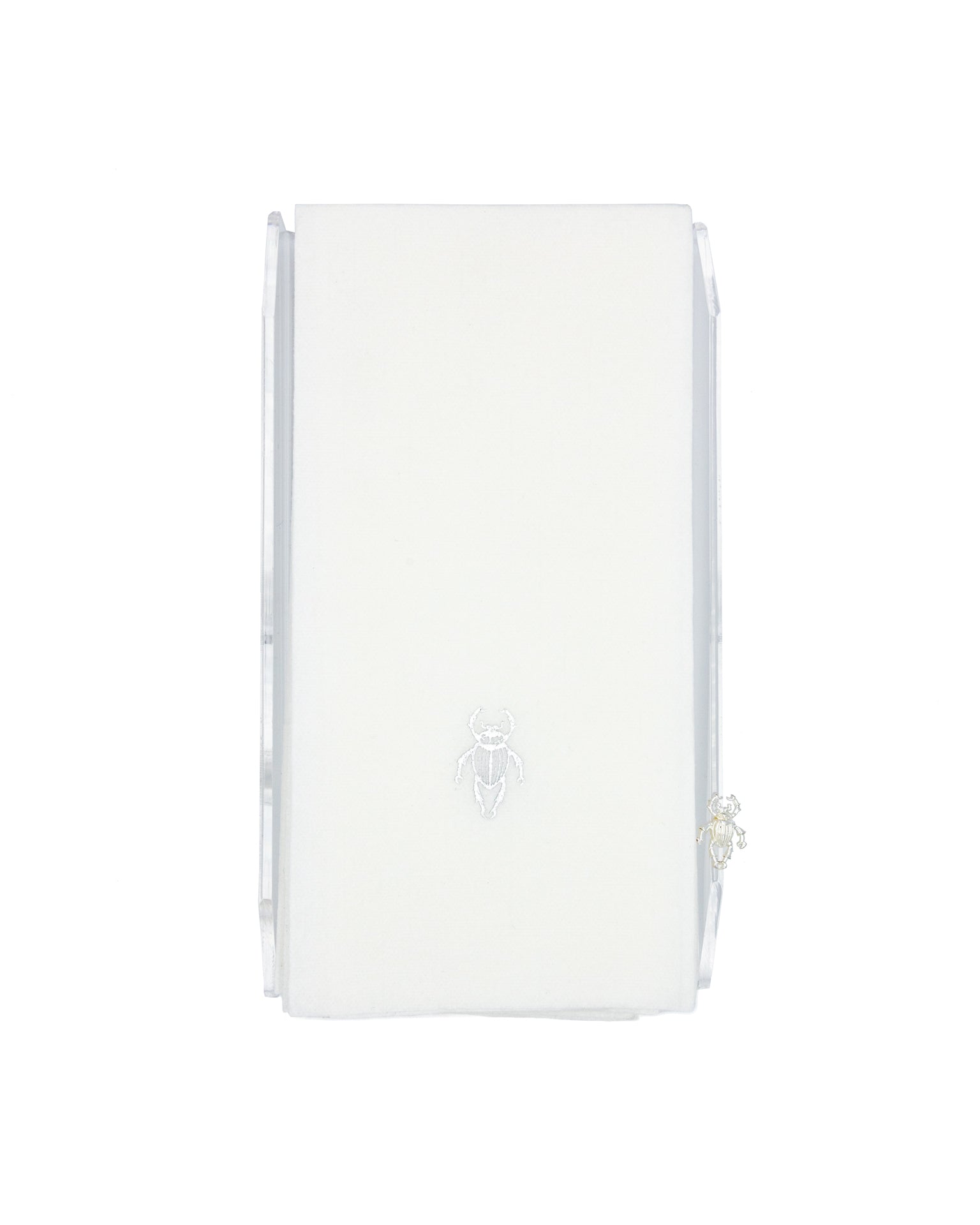 Charola Toallas Blancas Escarabajo