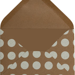 Producto Ready to wear/Listo para llevar - Sobre Chico Serigrafía(10.5 x 8 cm). Modelo Kraft con Polka Dots (lunares) Blancos. Elaborados  artesanalmente a mano En papeles de alta calidad lisos o texturizados. Hecho a mano en México Paquete con 10 piezas.